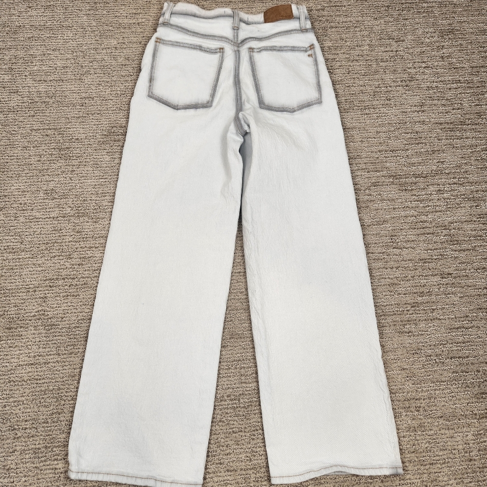 Madewell Light Wash Cropped Wide-Leg Jeans - Picture 4 of 10